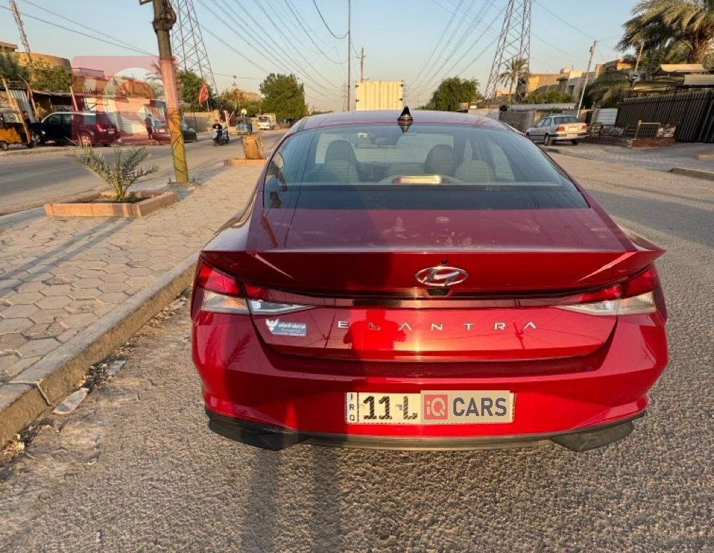 هیوندای ئەلەنترا